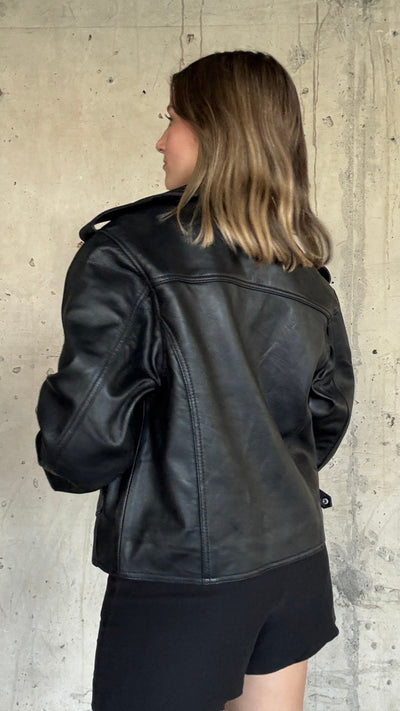 Chaqueta Cuero  Grey Negro Oversize