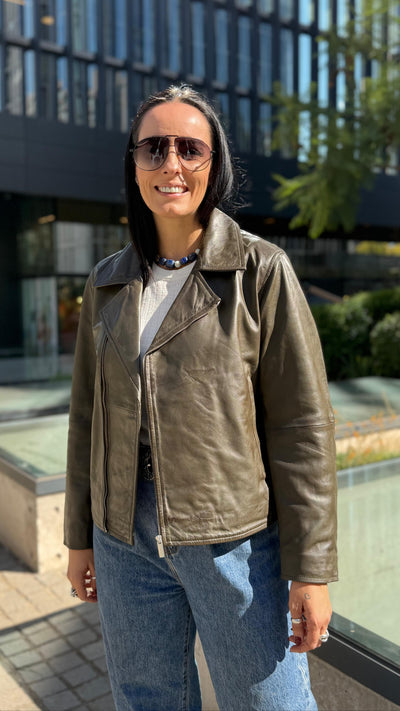 Chaqueta Cuero Roma Oliva