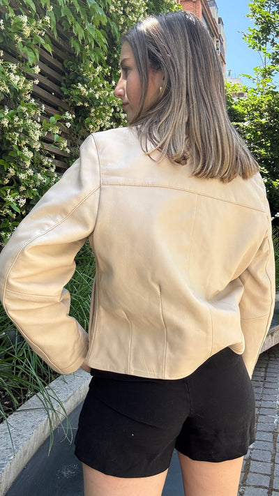 Chaqueta Cuero Constanza Hueso