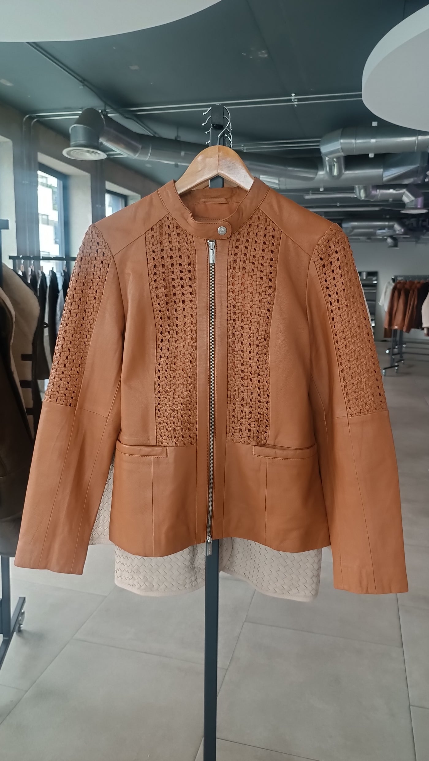 Chaqueta Cuero Teresa Camel