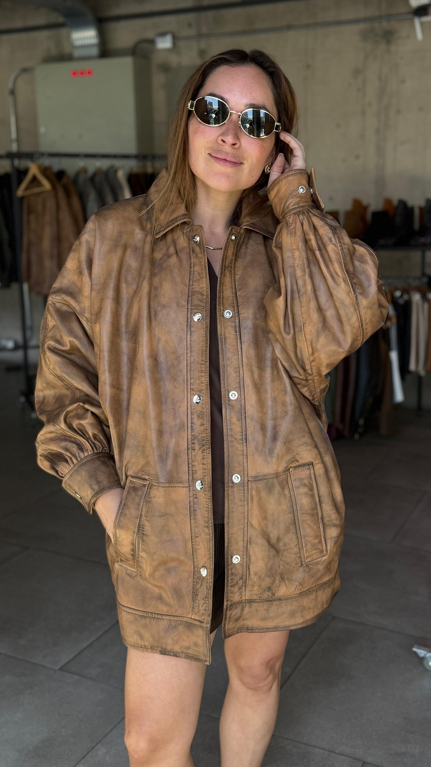 Chaqueta Cuero Eslovenia Camel Claro/Negro wax Oversize