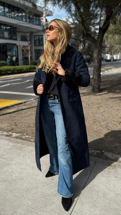 Escandinavia Navy Blue